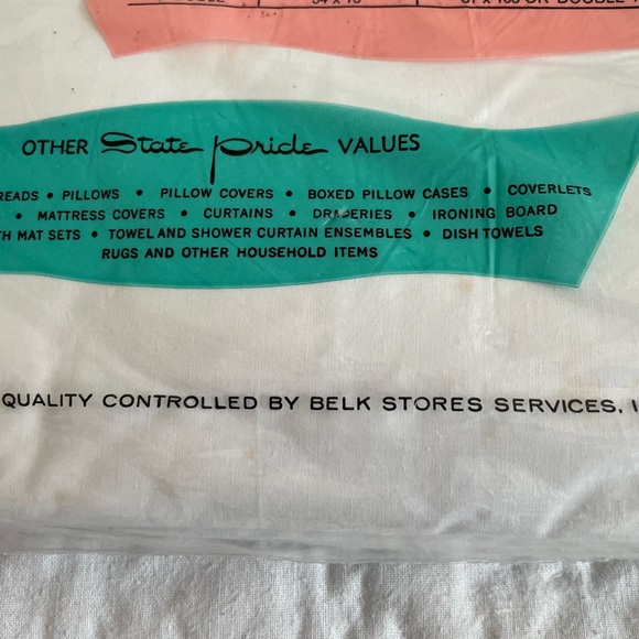 NWT White Full Fitted Sheet - Picture 6 of 7